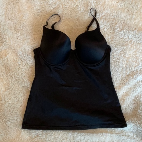 EUC (worn once) Flexees Women`s Decadence Camisole, size 38B,in Black/Latte Lift - Picture 1 of 4